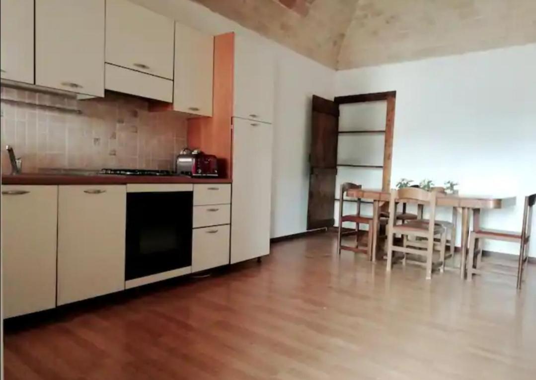 Piazzetta Del Forno Grazioso Bilocale Ad アッセルジ エクステリア 写真
